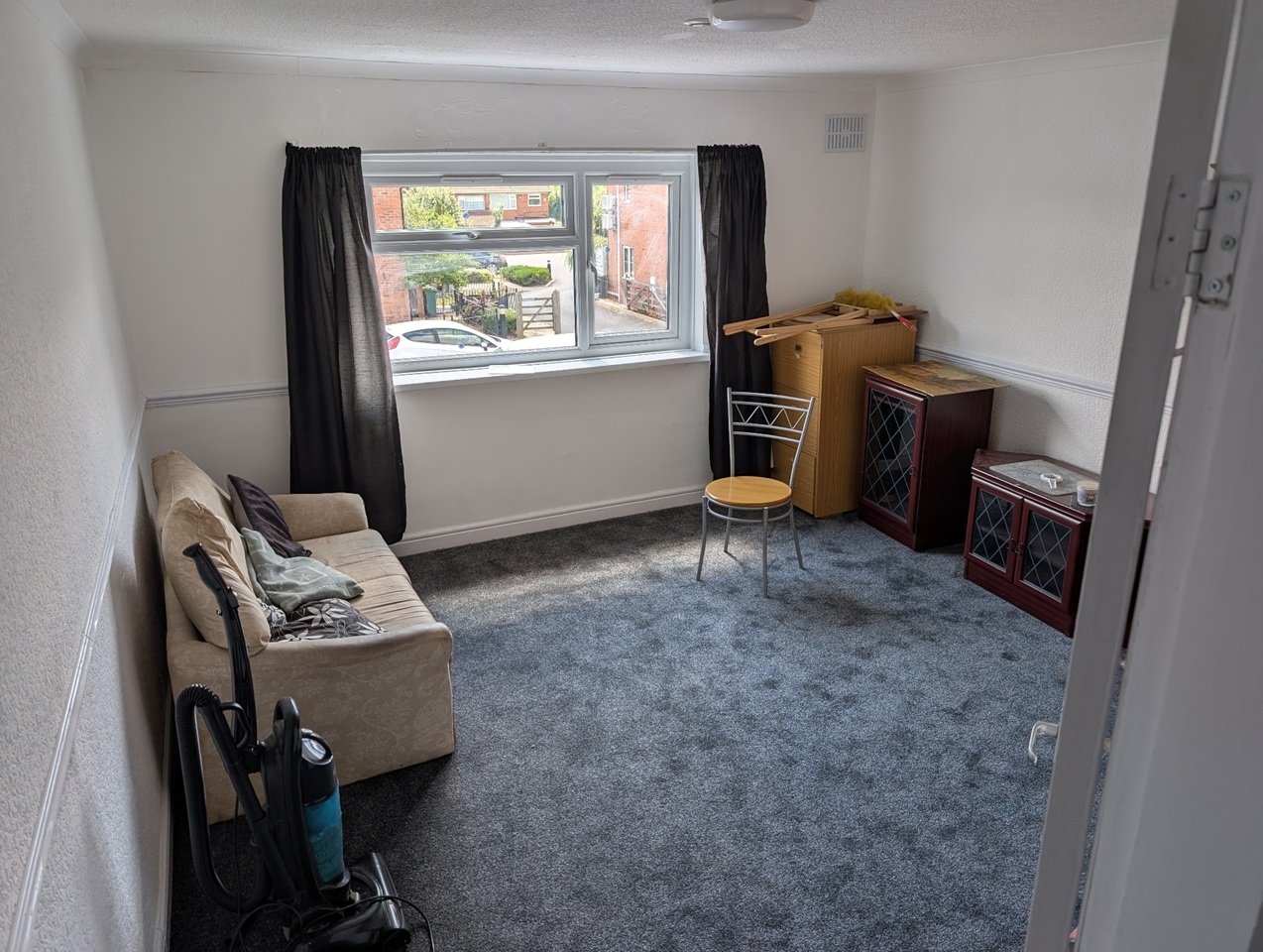 1 Bed Flat, Leicester Forest East, LE3 photo 4