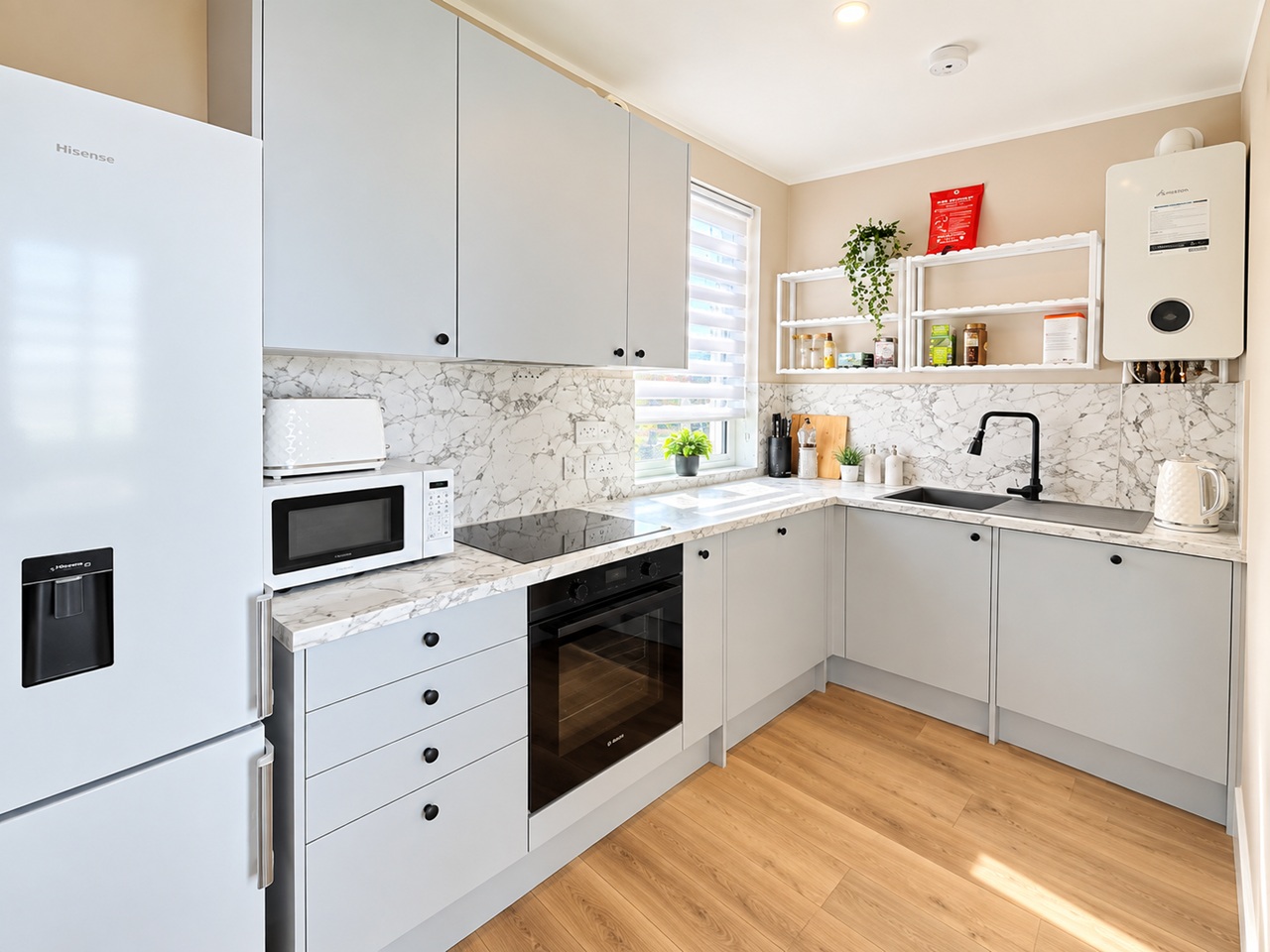 2 Bed Flat, Royston Mains Gardens, EH5 photo 3