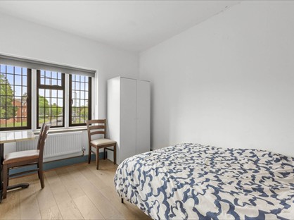 Room in a Shared House, Nightingales Corner, HP7