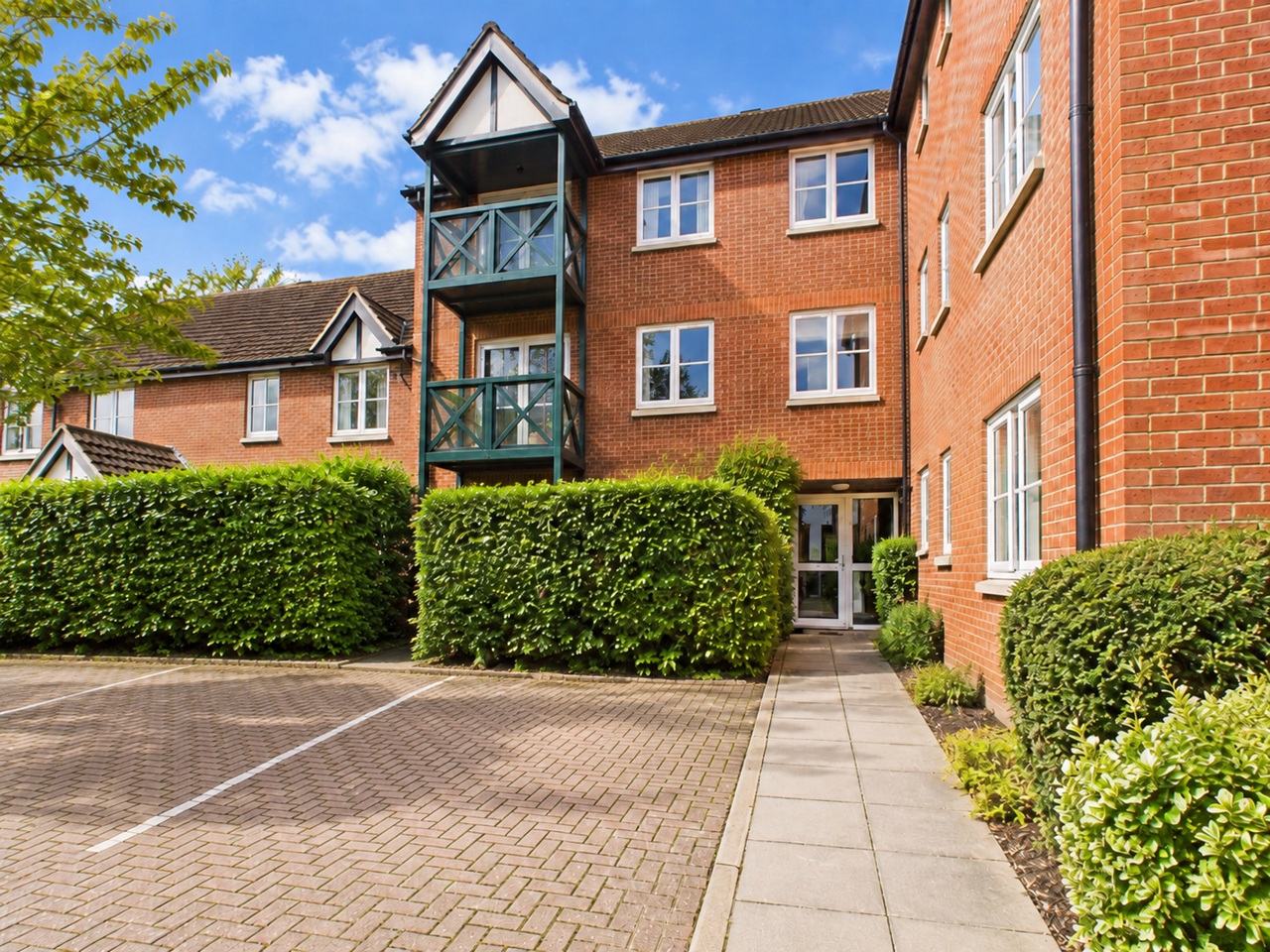2 Bed Flat, Rose Kiln Lane, RG1