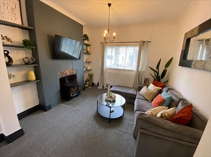 3 Bed Terraced House, Edgeware Road, SA2