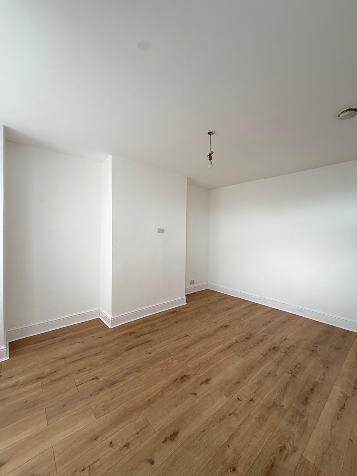 2 Bed Terraced House, Florence St, LS9