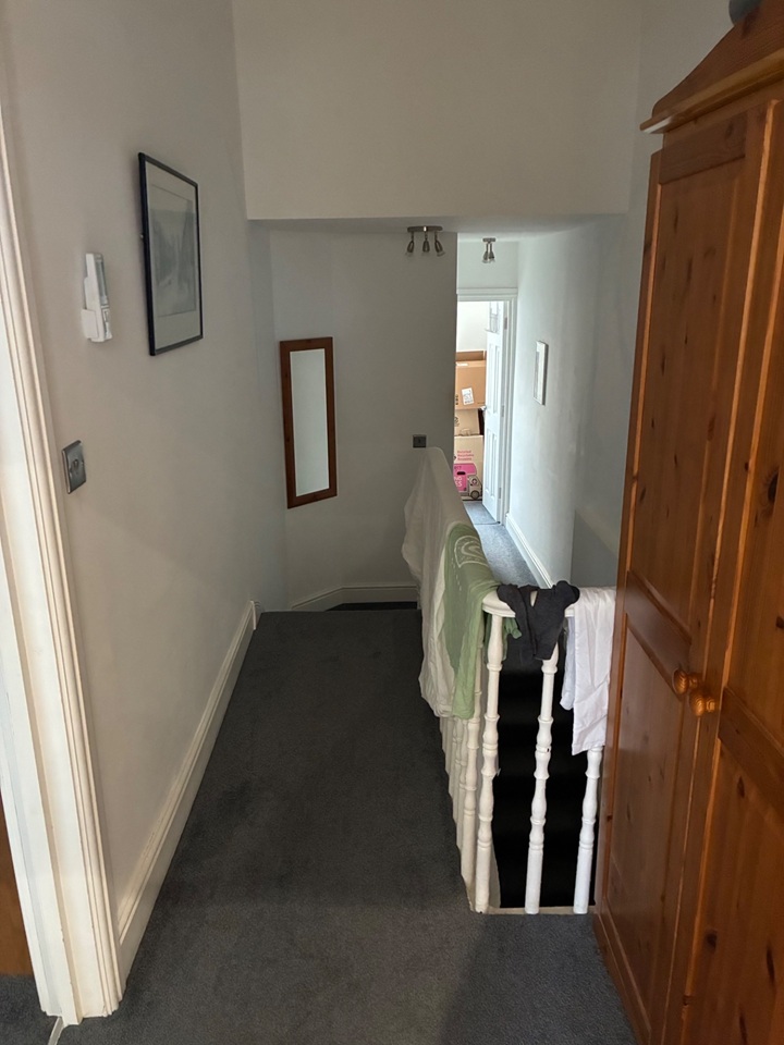 1 Bed Flat, Princes Terrace, BN2 photo 2