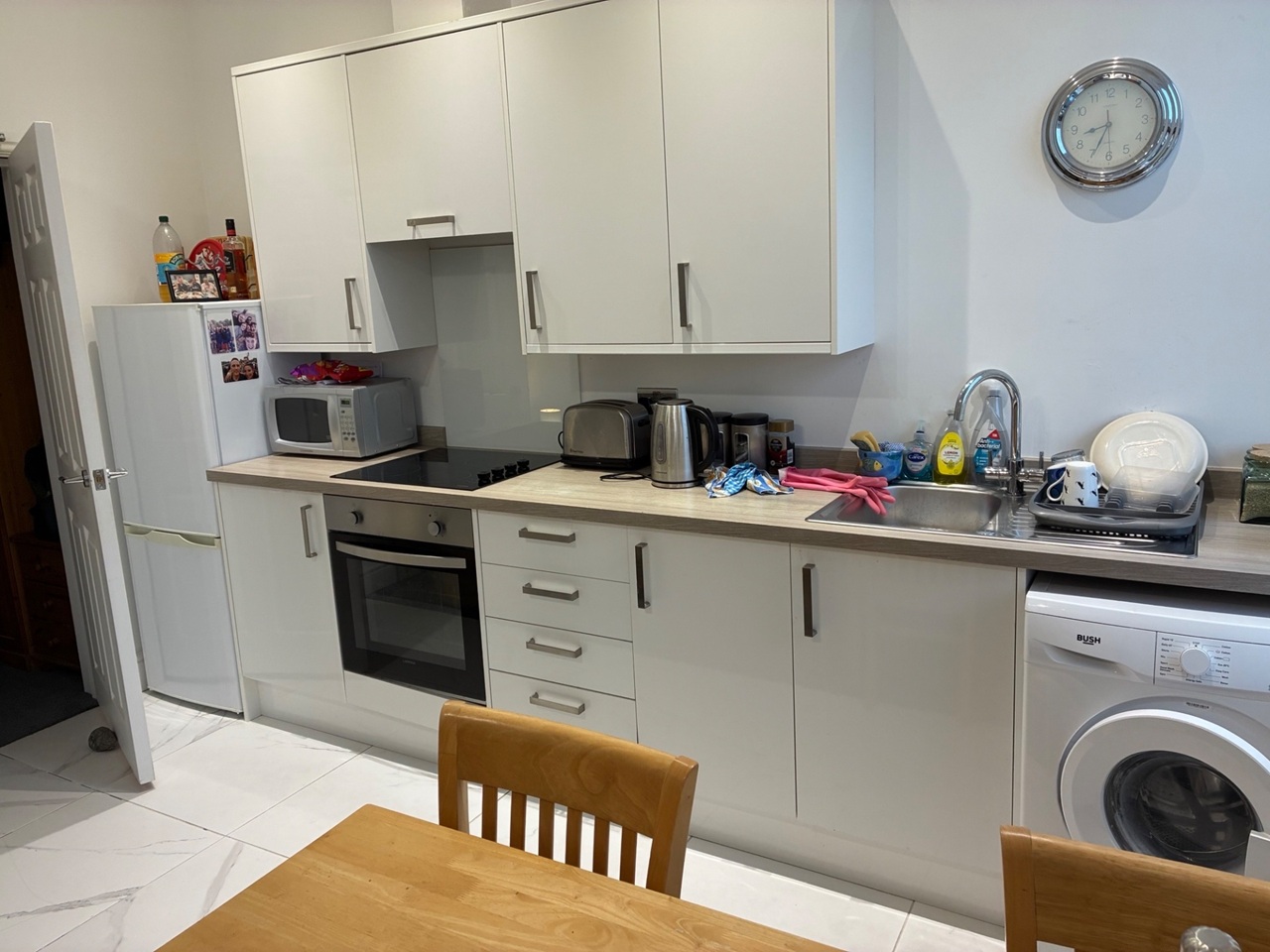 1 Bed Flat, Princes Terrace, BN2 photo 3