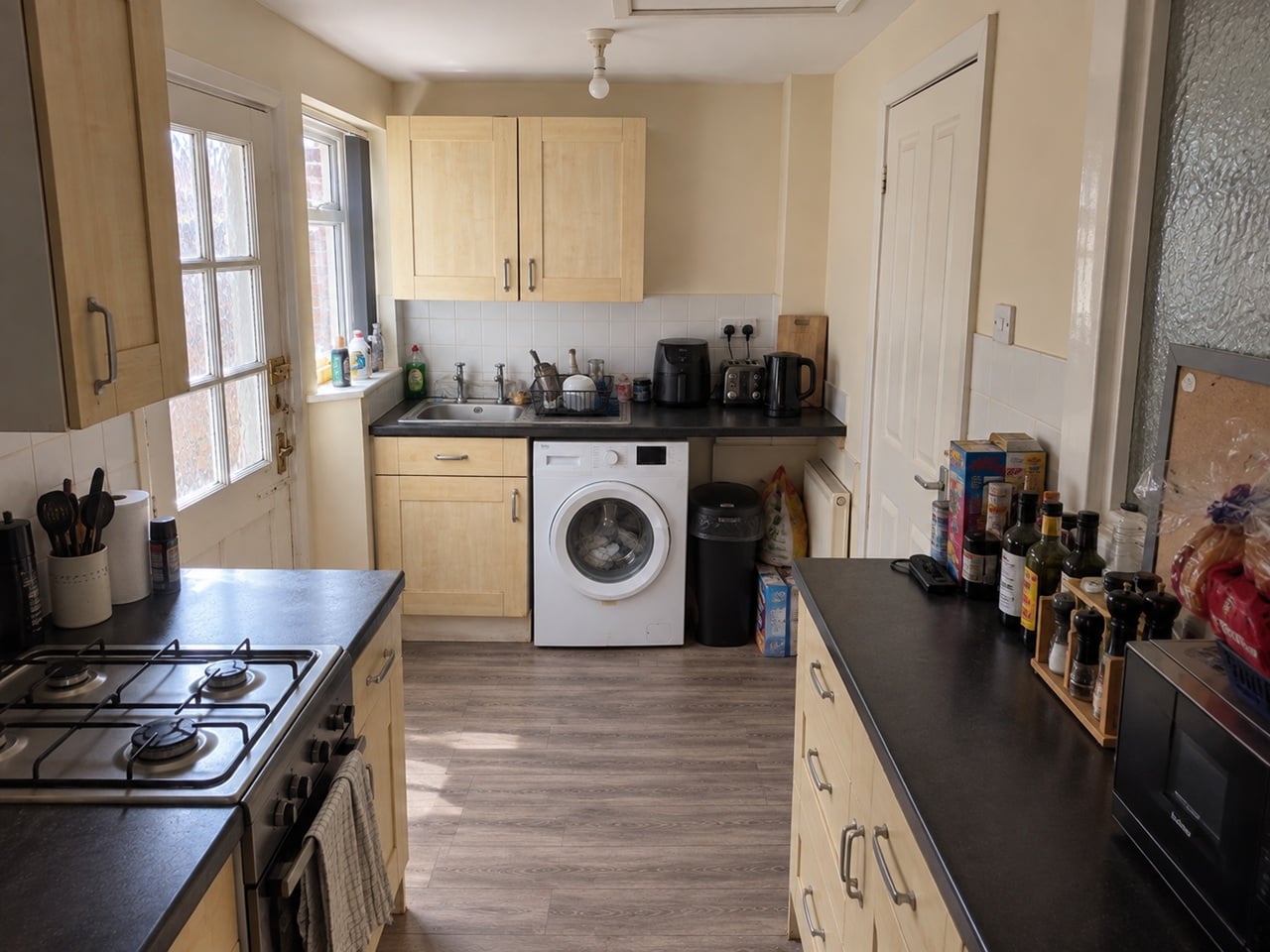 2 Bed End Terrace, Plumer St, L15 photo 4
