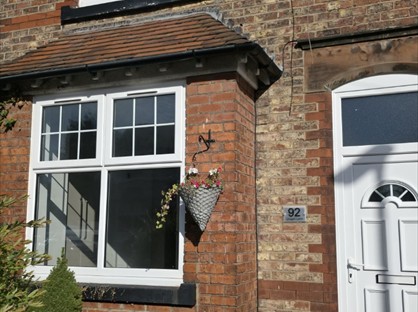 1 Bed Flat, Chapel Lane, SK9