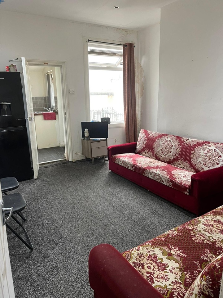Room in a Shared House, Beulah View, LS6 photo 3