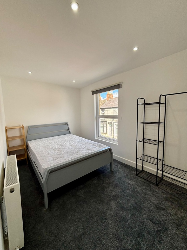 Room in a Shared House, Sedley St, L6