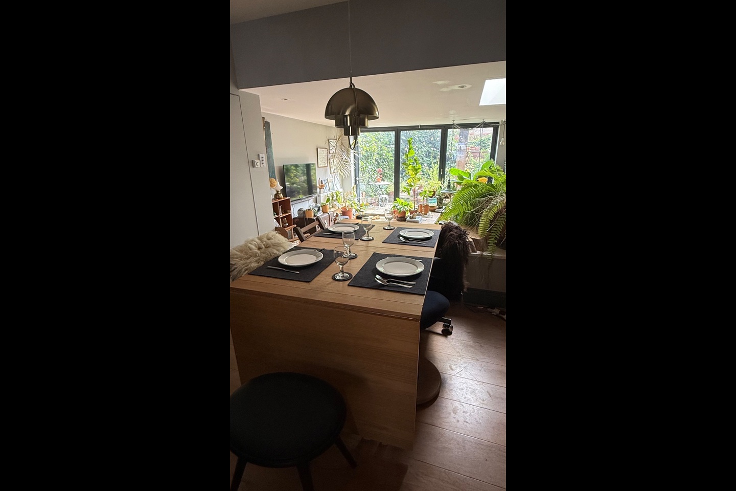 2 Bed Terraced House, Tyneham Road, SW11