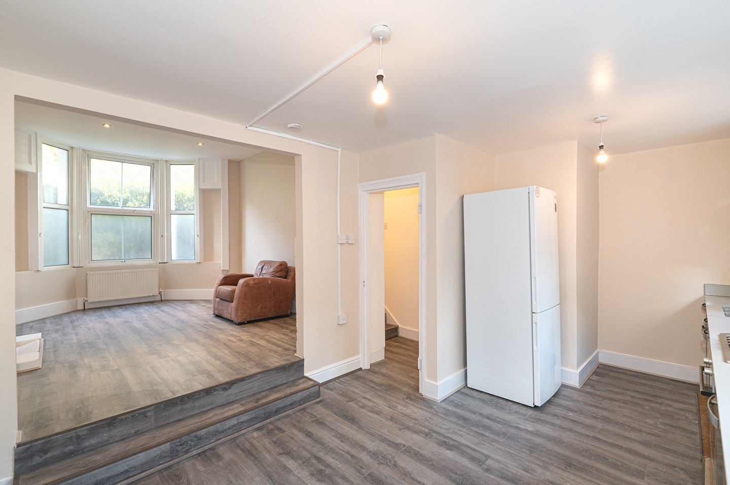1 Bed Flat, Chantrey Road, SW9 photo 2