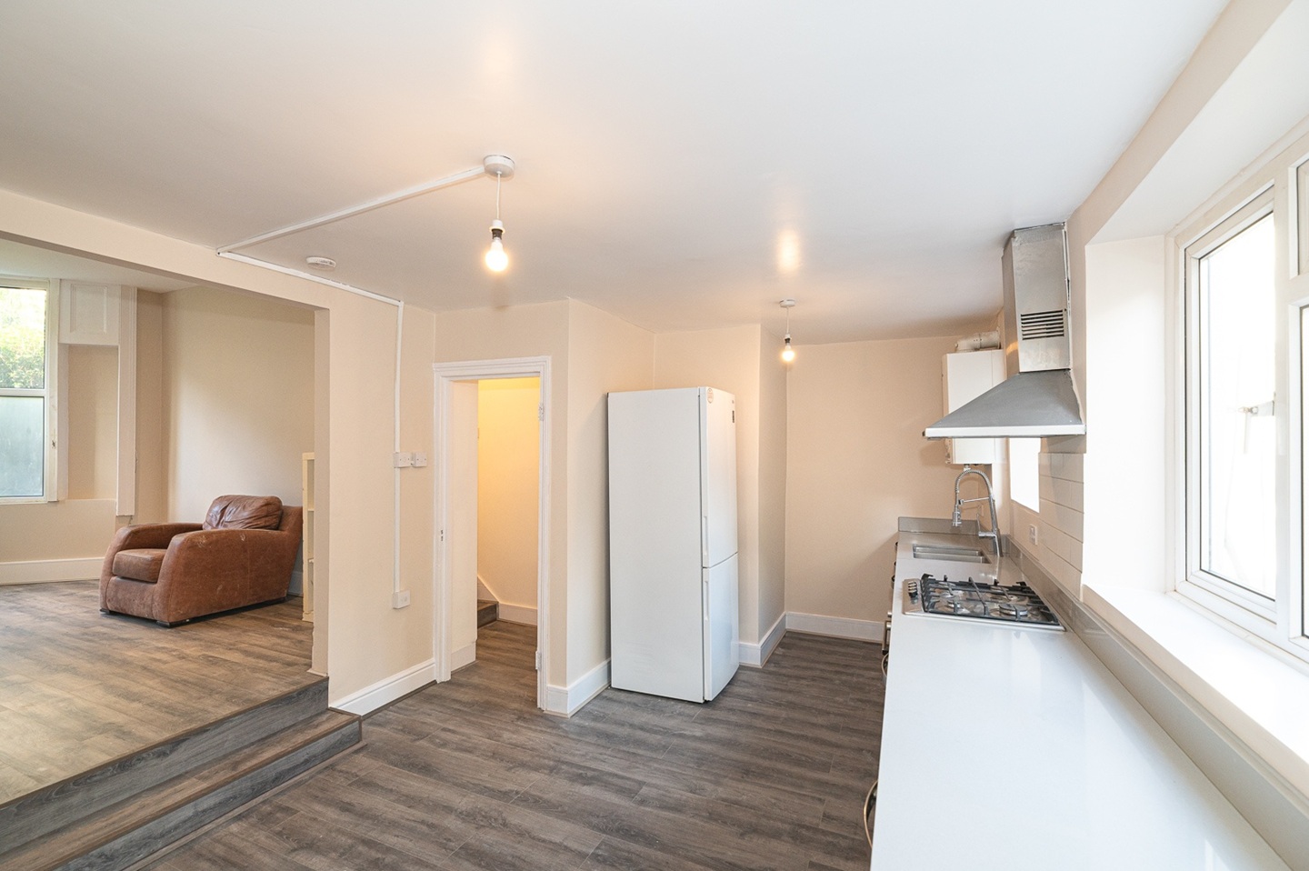 1 Bed Flat, Chantrey Road, SW9 photo 5