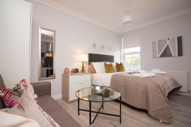 Studio Flat, Helena House, RG1 photo 2