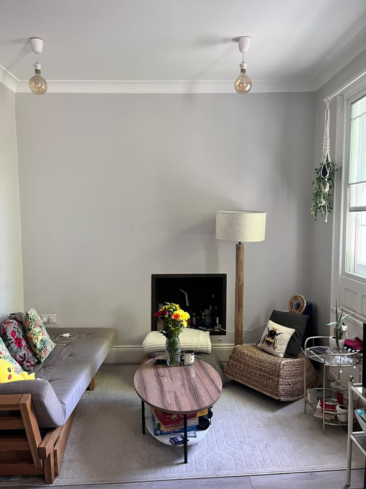 1 Bed Flat, Rosslyn Hill, NW3 photo 3