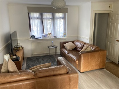 2 Bed Terraced House, Devon Road, IG11