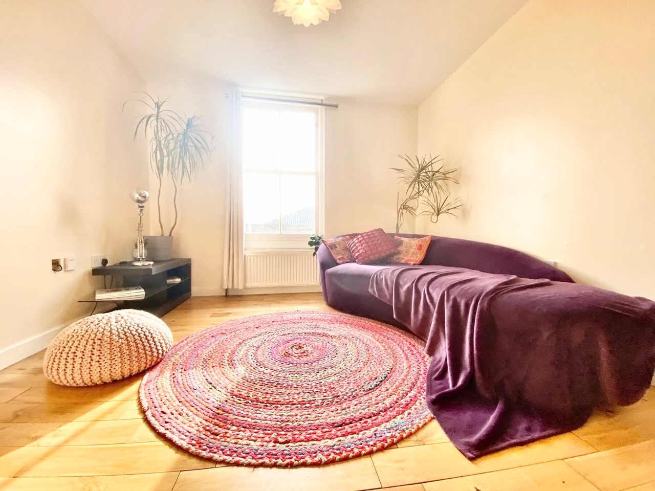 2 Bed Flat, Whitechapel, E1 photo 2