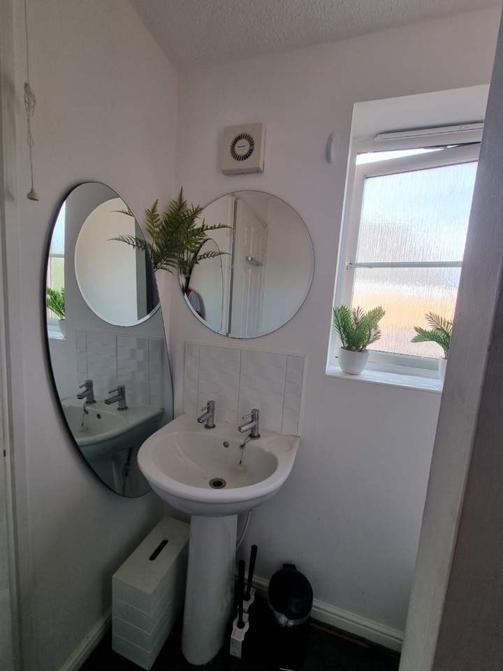 Room in a Shared House, Weave Close, NG6 photo 4