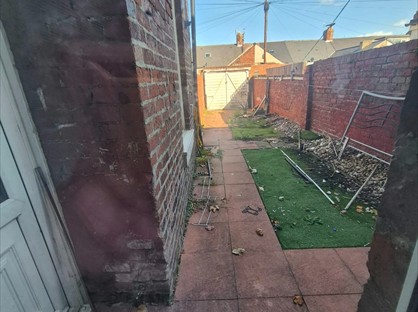 2 Bed Flat, Gladstone Street, SR6