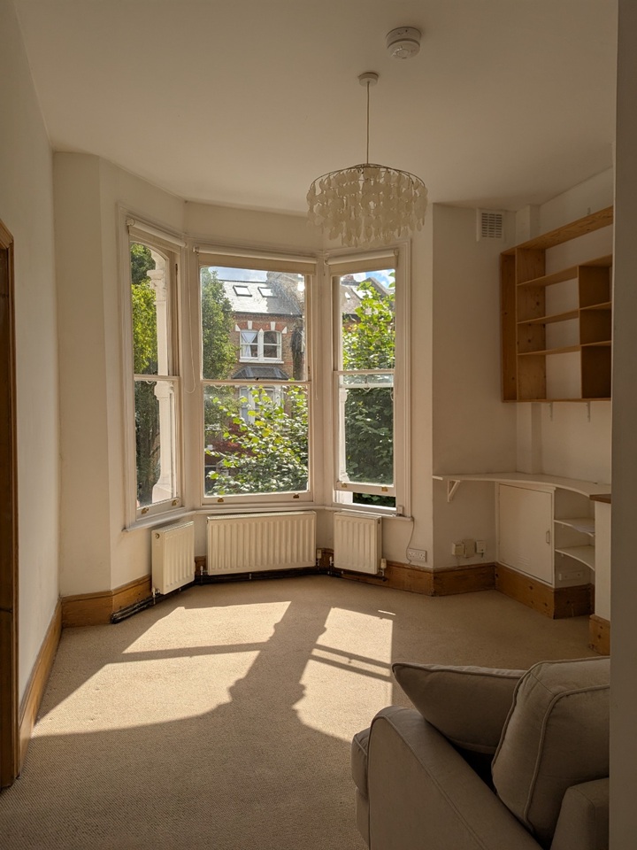 1 Bed Flat, Mercers Road, N19 photo 5