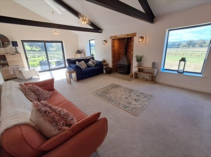 2 Bed Bungalow, Whimple, EX5