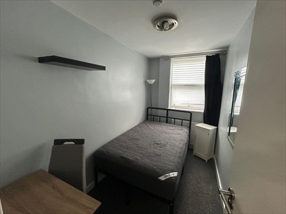 Room in a Shared House, London, SE13