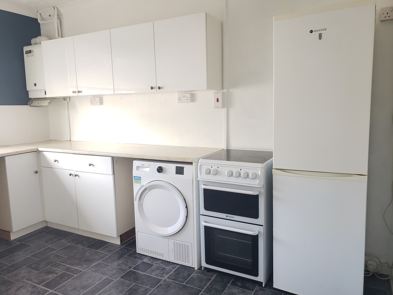 2 Bed Flat, Harrismith Road, CF23 photo 5