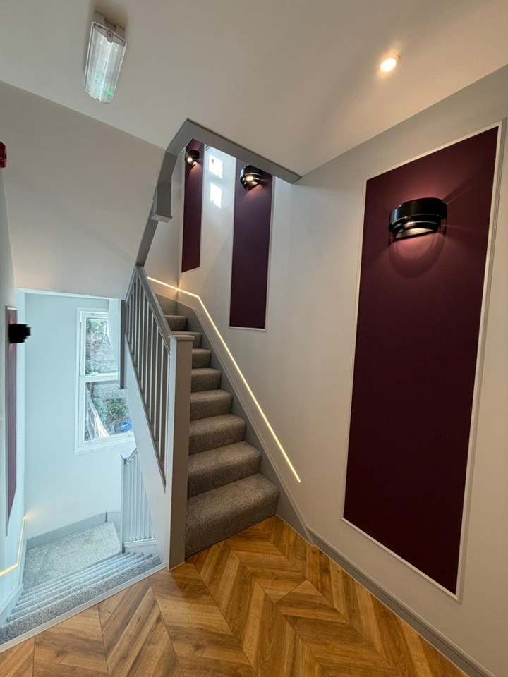 Studio Flat, Southwell Road, SE5 photo 2