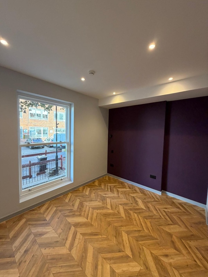 Studio Flat, Southwell Road, SE5 photo 4
