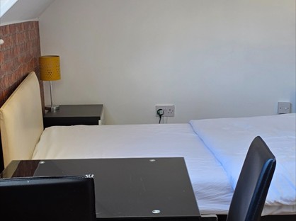 Studio Flat, Brearton St, BD1