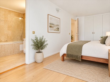 Room in a Shared House, Royal Court, SE16