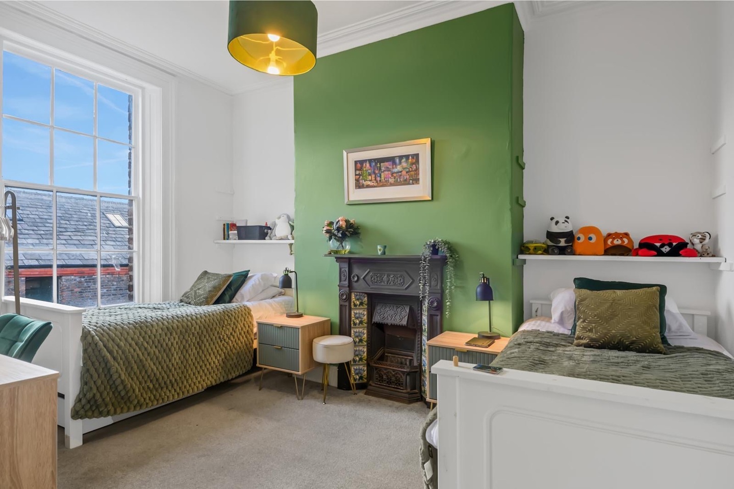 4 Bed Terraced House, Sandown Lane, L15