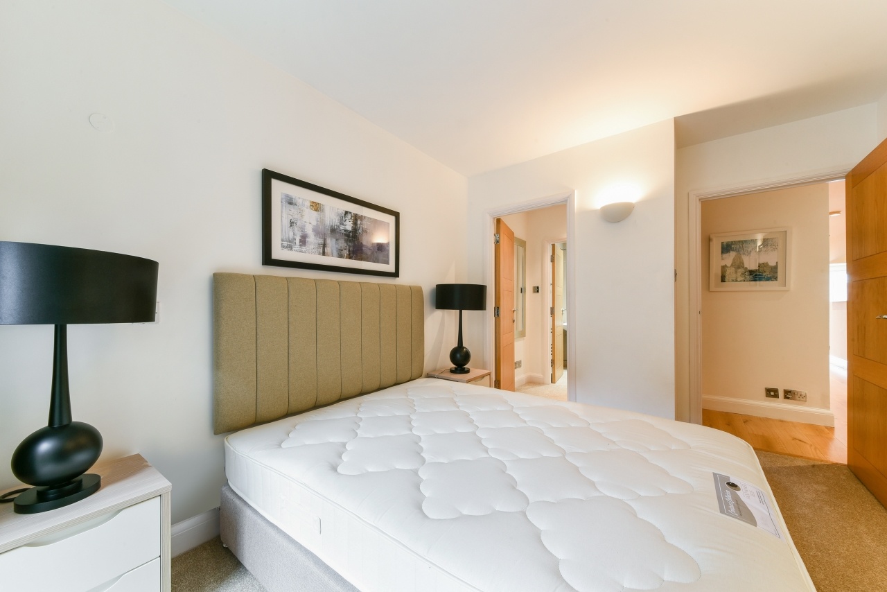 2 Bed Flat, Benbow House, SE1 photo 5