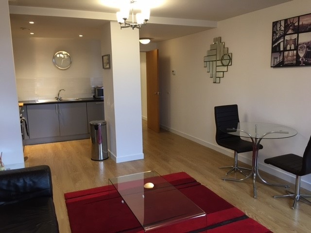 1 Bed Flat, Sauchiehall St, G2 photo 5