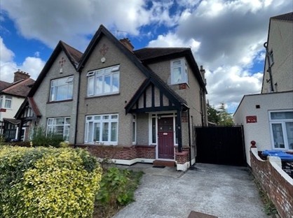 4 Bed Semi-Detached House, Holland Road, HA0