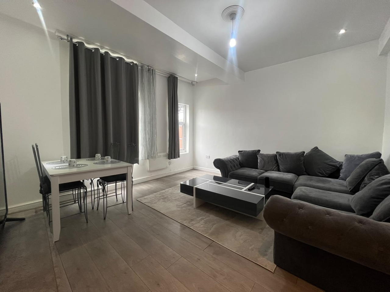 4 Bed Flat, Great Western St, M14 photo 2