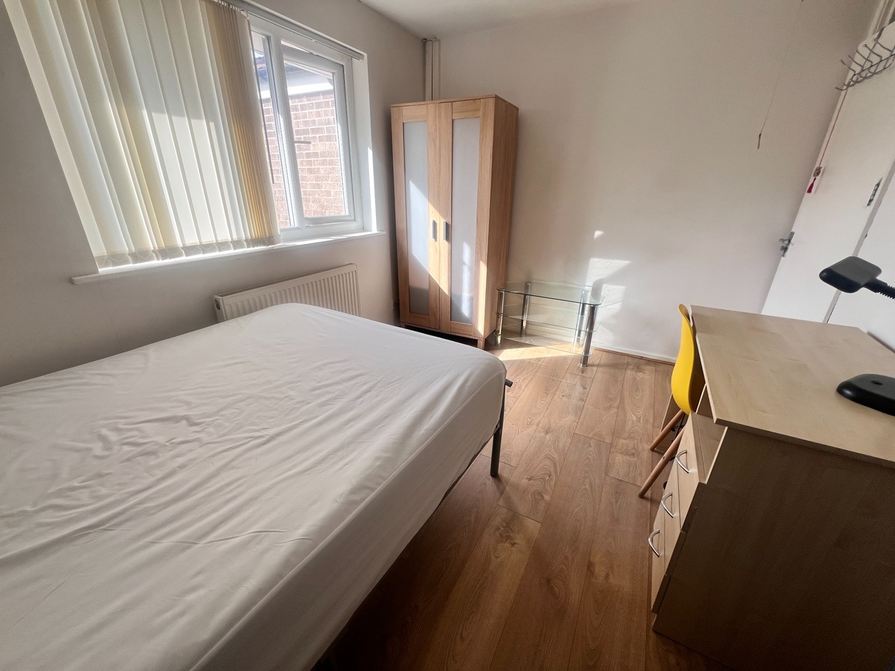 Room in a Shared House, Addison Close, M13 photo 2