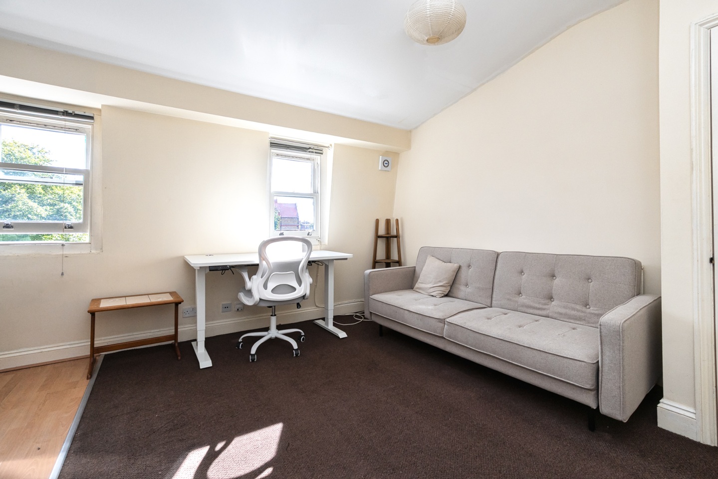1 Bed Flat, Richmond Road, E8 photo 4