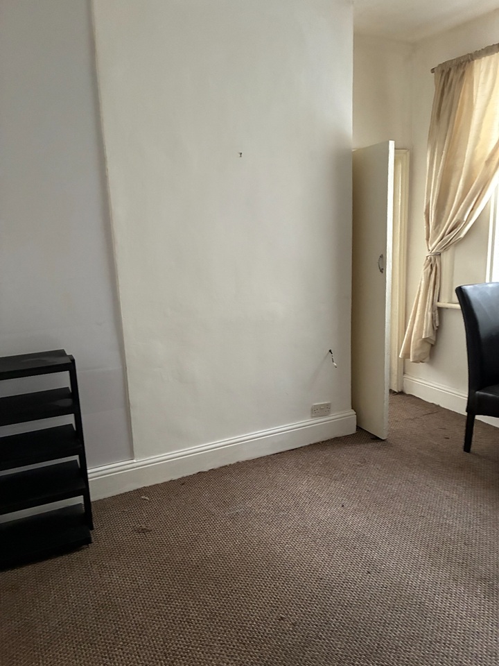 Room in a Shared House, Poplar Ave, B17 photo 4