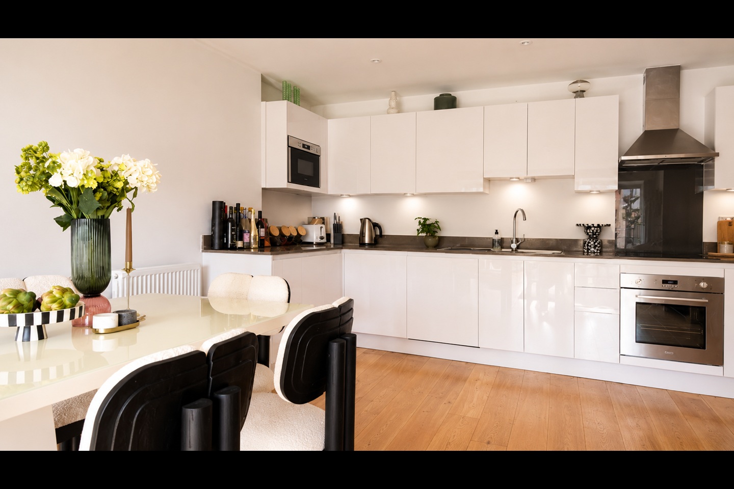 3 Bed Flat, Chiltern Street, W1U photo 5
