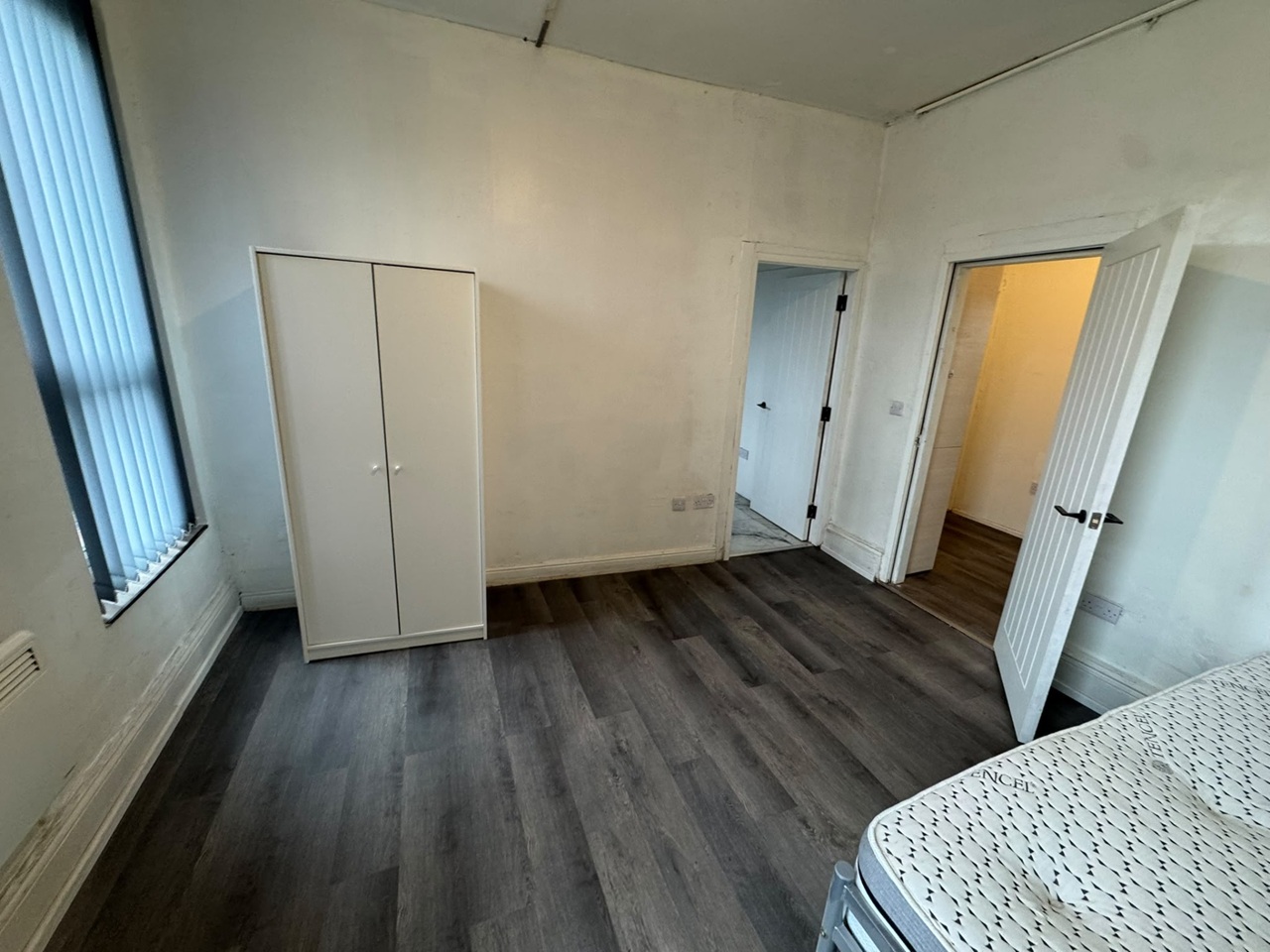 Studio Flat, Wicker, S3 photo 2