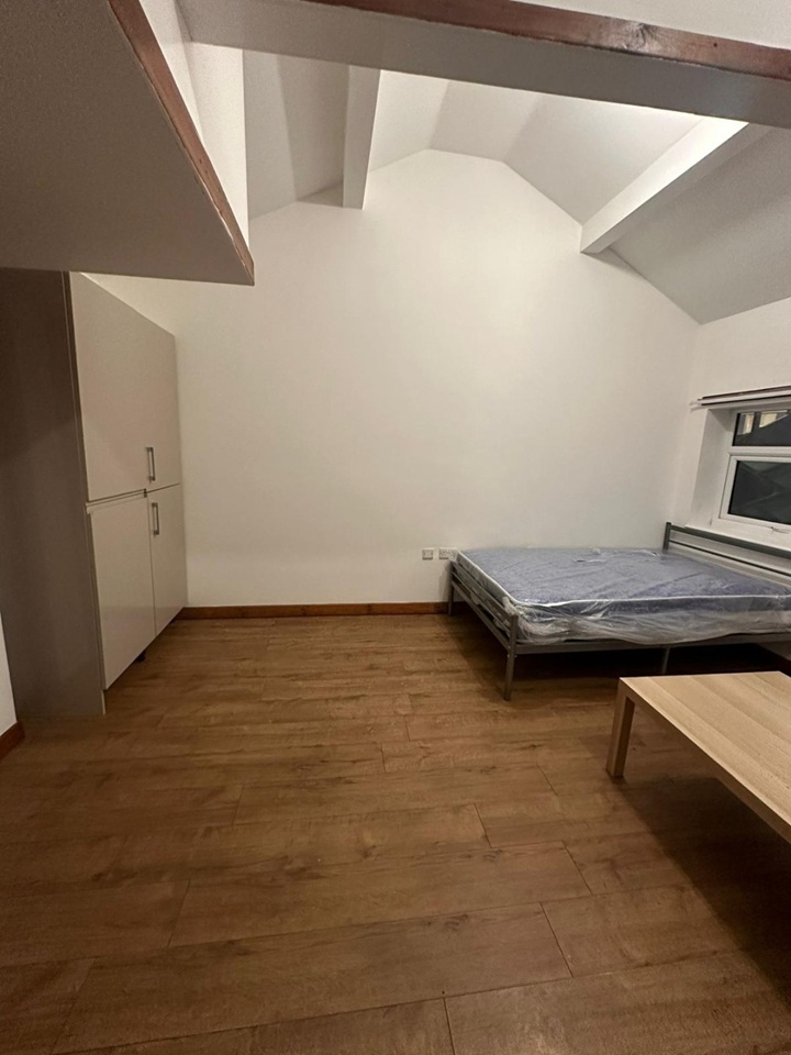 Studio Flat, Brook Hill, S3 photo 3