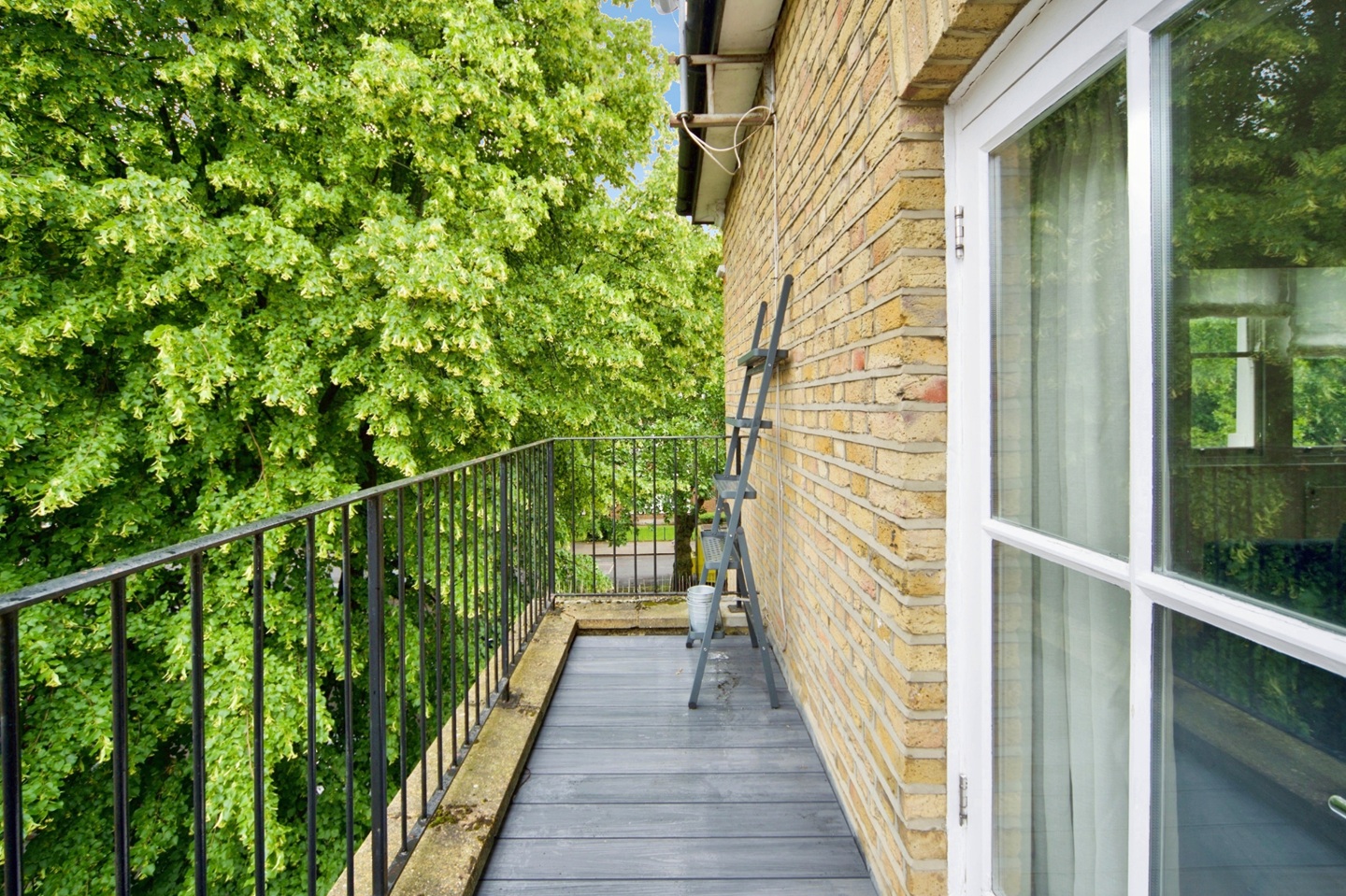 2 Bed Flat, Petherton Road, N5 photo 5