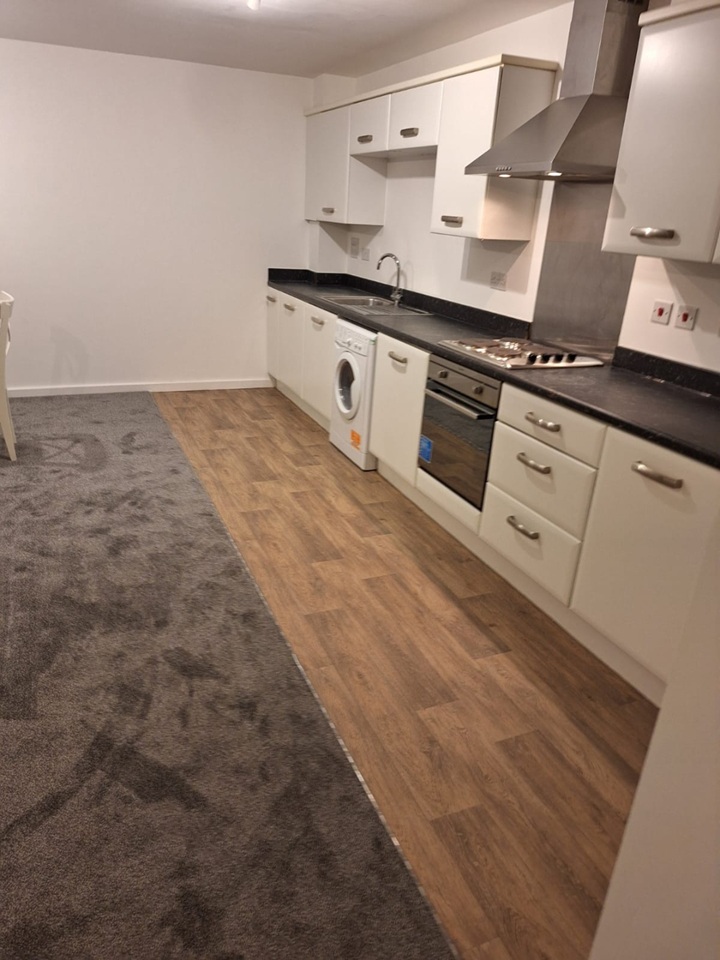 2 Bed Flat, Brindley House, M5 photo 4