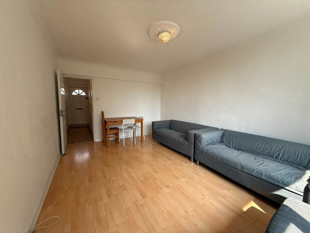 3 Bed Flat, President House, EC1V photo 3