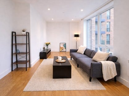 2 Bed Flat, East Timber Yard, B5