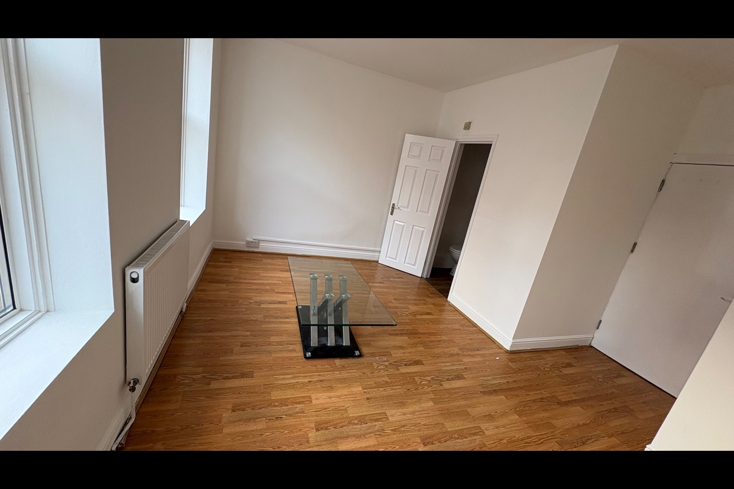 Room in a Shared Flat, Osborn St, E1