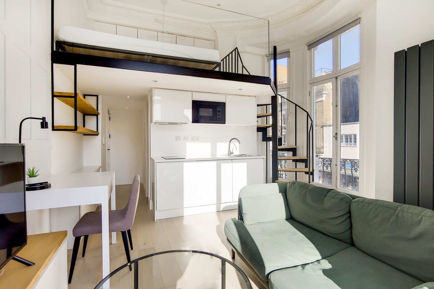 Studio Flat, Westbourne Terrace, W2 photo 2