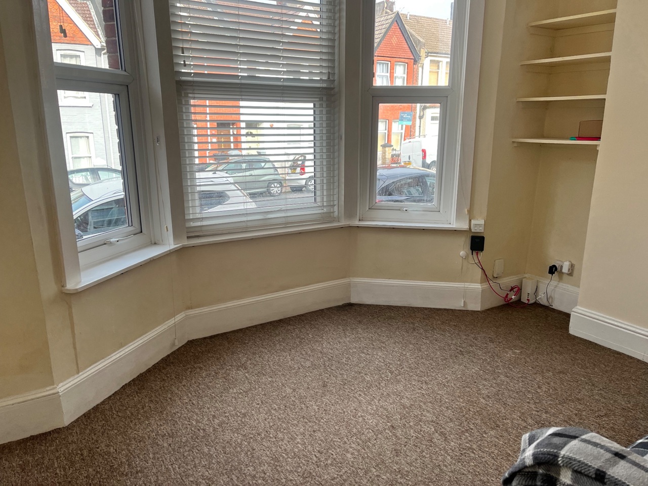 2 Bed Flat, Shanklin Road, BN2 photo 3