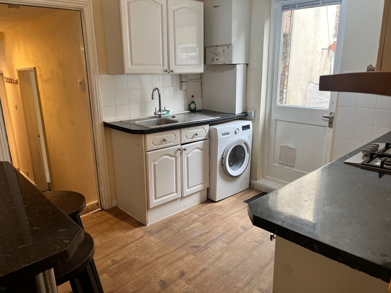2 Bed Flat, Shanklin Road, BN2 photo 5