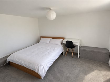 3 Bed End Terrace, Autumn Avenue, LS6