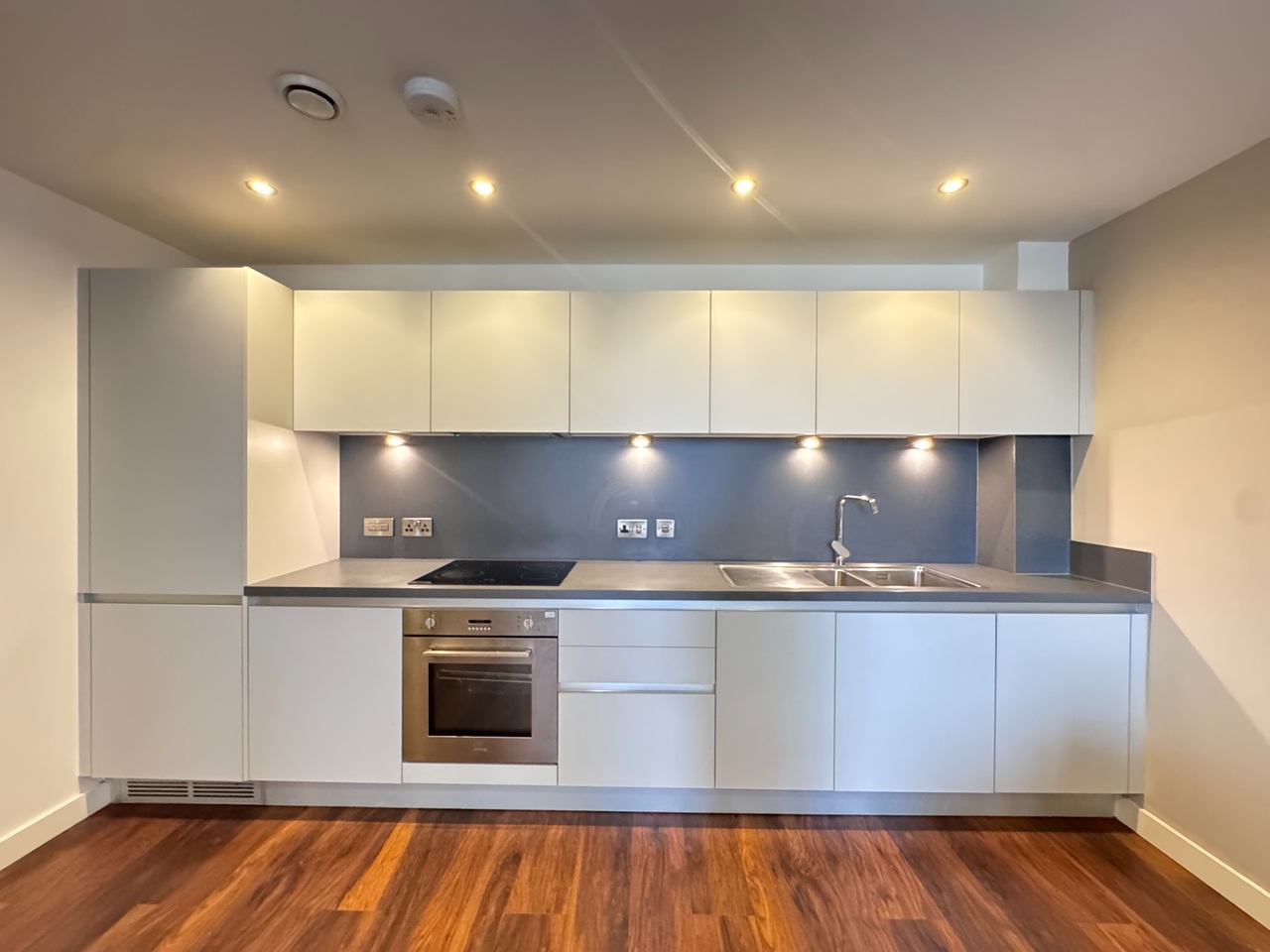 2 Bed Flat, One Regent, M3 photo 4